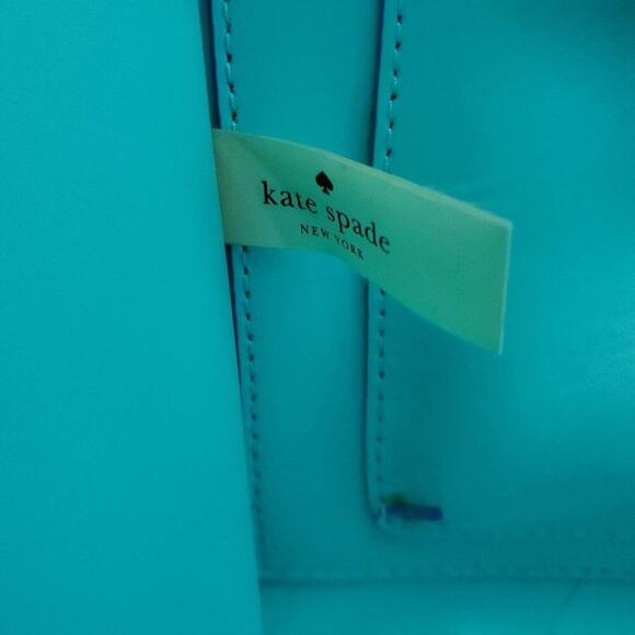 Like New Kate Spade New York Nelle Tote Satchel Shoulder Bag Purse - Picture 12 of 14